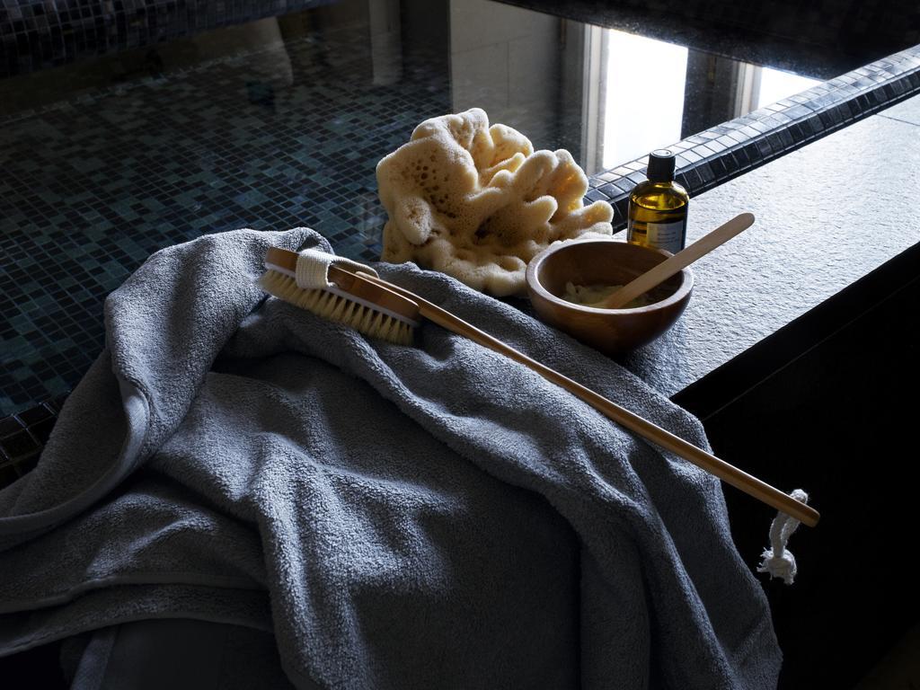 Grand Hotel Stoccolma Esterno foto A body brush